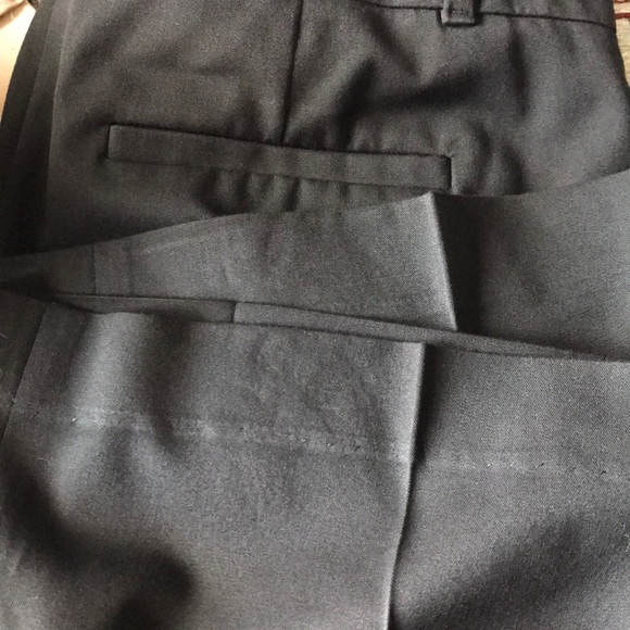 Like new Sz 4 Ann Taylor black dress slacks - Picture 4 of 5